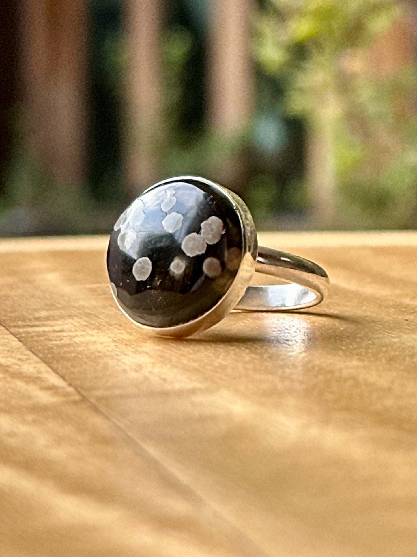 Anillo ajustable de Obsidiana copo de nieve