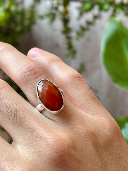 Anillo Ajustable de Cornalina Facetada