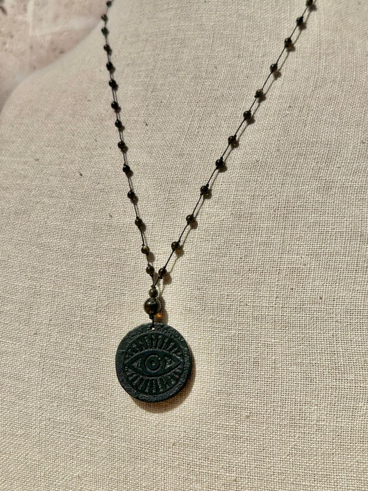 Collar largo de shungita, turmalina negra y obsidiana dorada