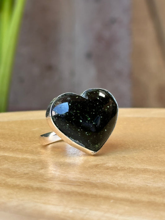 Anillo ajustable de Aventurina verde (cristal no natural)