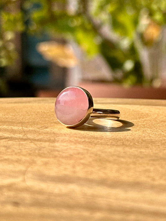 Anillo ajustable de Cuarzo Rosa