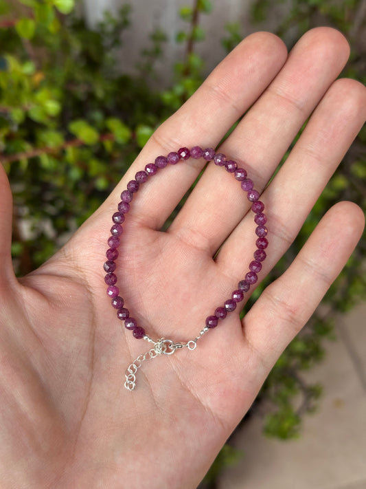 Pulsera Ajustable de Rubí 4mm con extensión