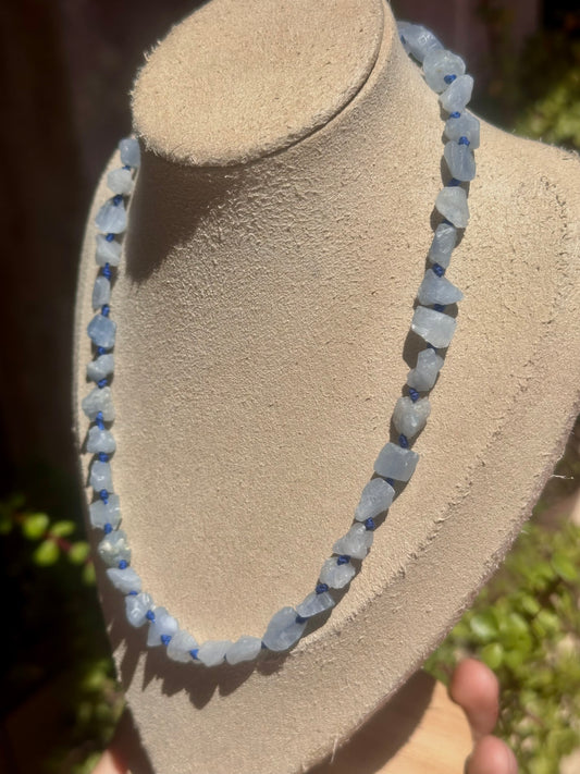 Choker de Aguamarina en Bruto