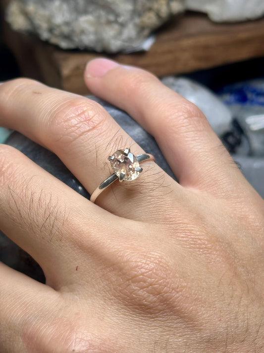 Anillo Ajustable de Turmalina Durazno