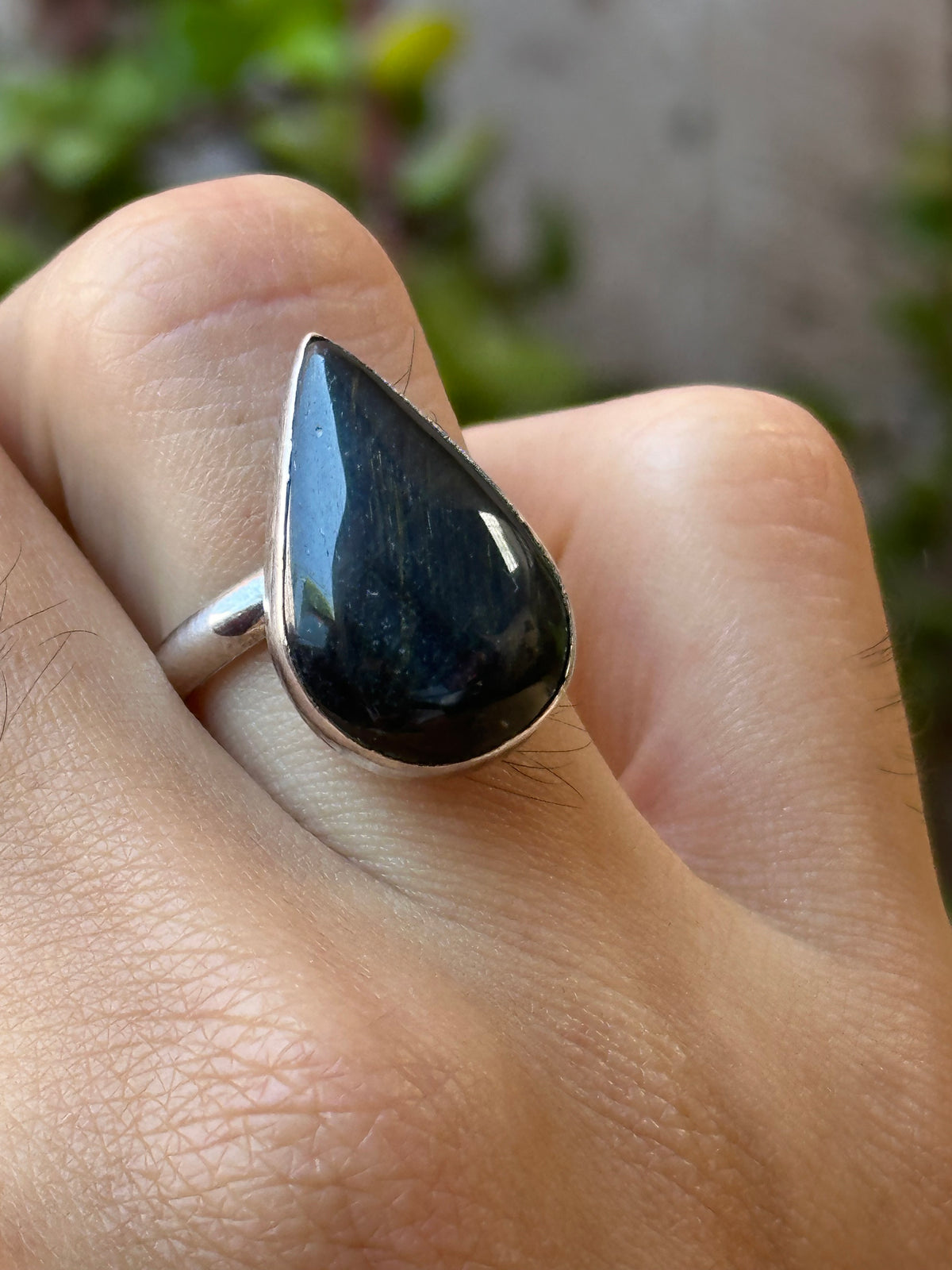 Anillo Ajustable de Ojo de Halcón gota