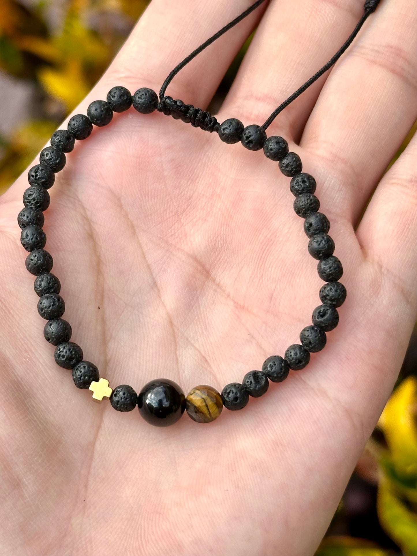 Pulsera ajustable de Hematita, turmalina y piedra volcánica