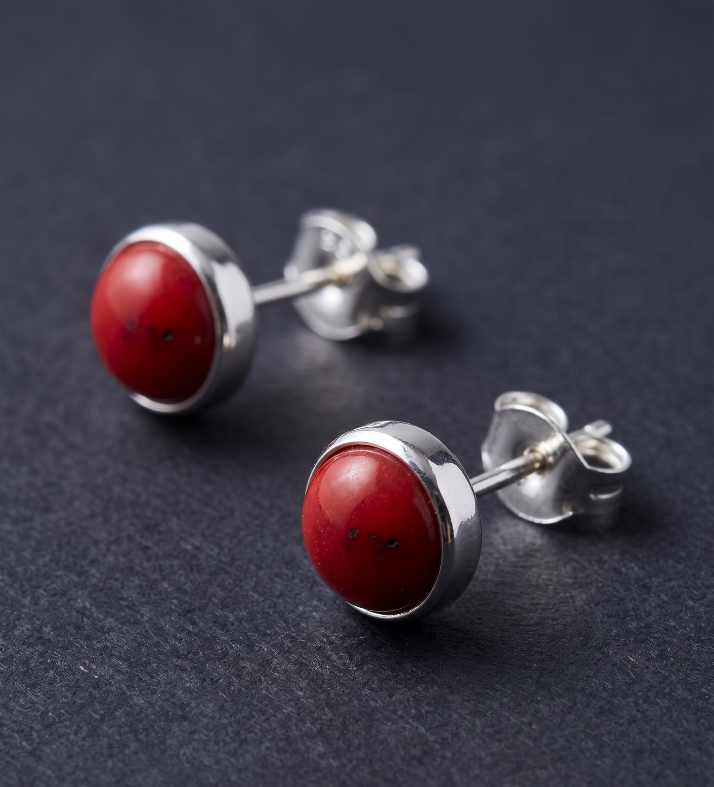 Aretes de coral rojo (tratado)