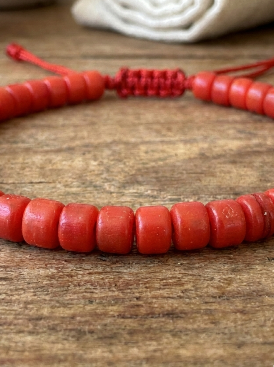 Pulsera de Coral Teñido Rojo