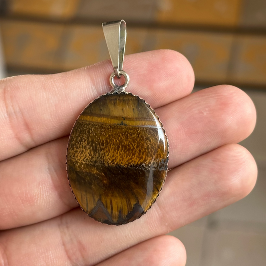 Dije Ojo de Tigre Natural - Protección y Confianza