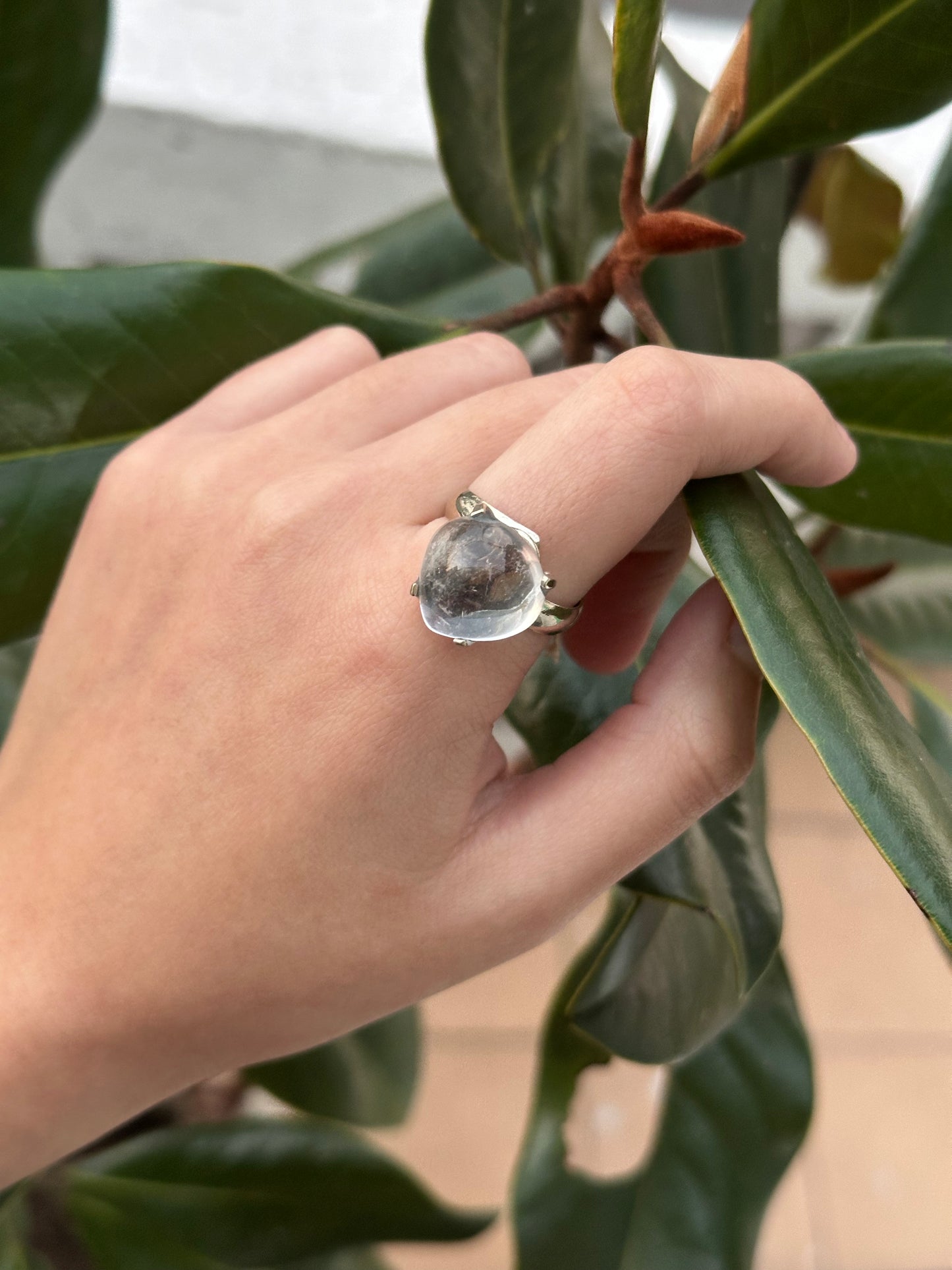 Anillo ajustable de Cuarzo Blanco