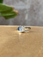 Anillo ajustable de piedra luna en bruto