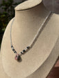 Collar de cuarzo blanco, rodonita, hematita & turmalina