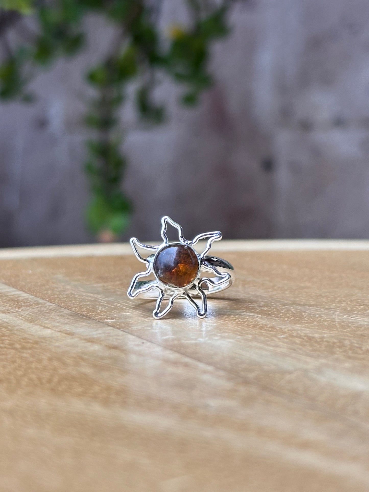 Anillo ajustable de sol de ámbar