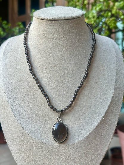 Collar de Cuarzo Ahumado