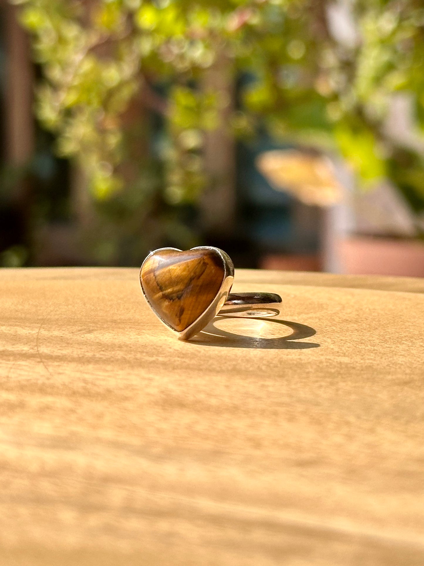 Anillo ajustable de Ojo de Tigre corazón