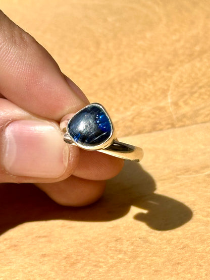 Anillo ajustable de Cianita Azul