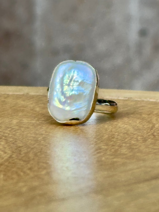 Anillo ajustable de perla de río