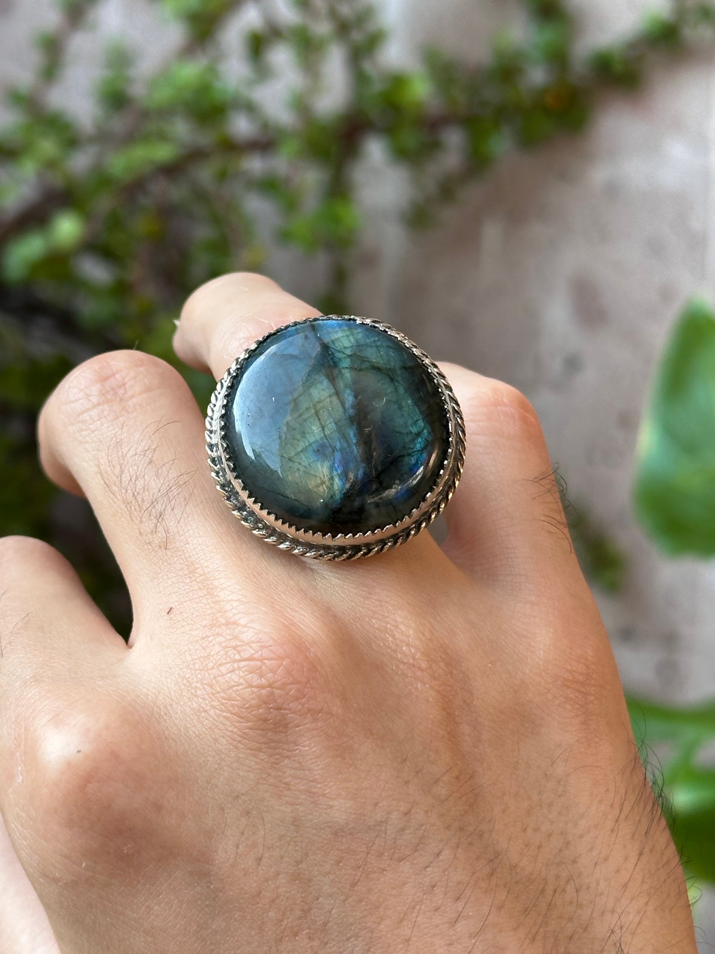 Anillo ajustable de labradorita