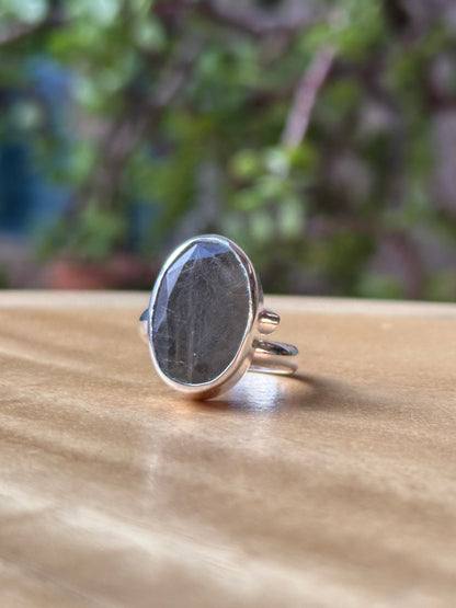 Anillo ajustable de Cuarzo Rutilado facetado