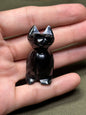 Figura de Obsidiana Tallada en Forma de Gato