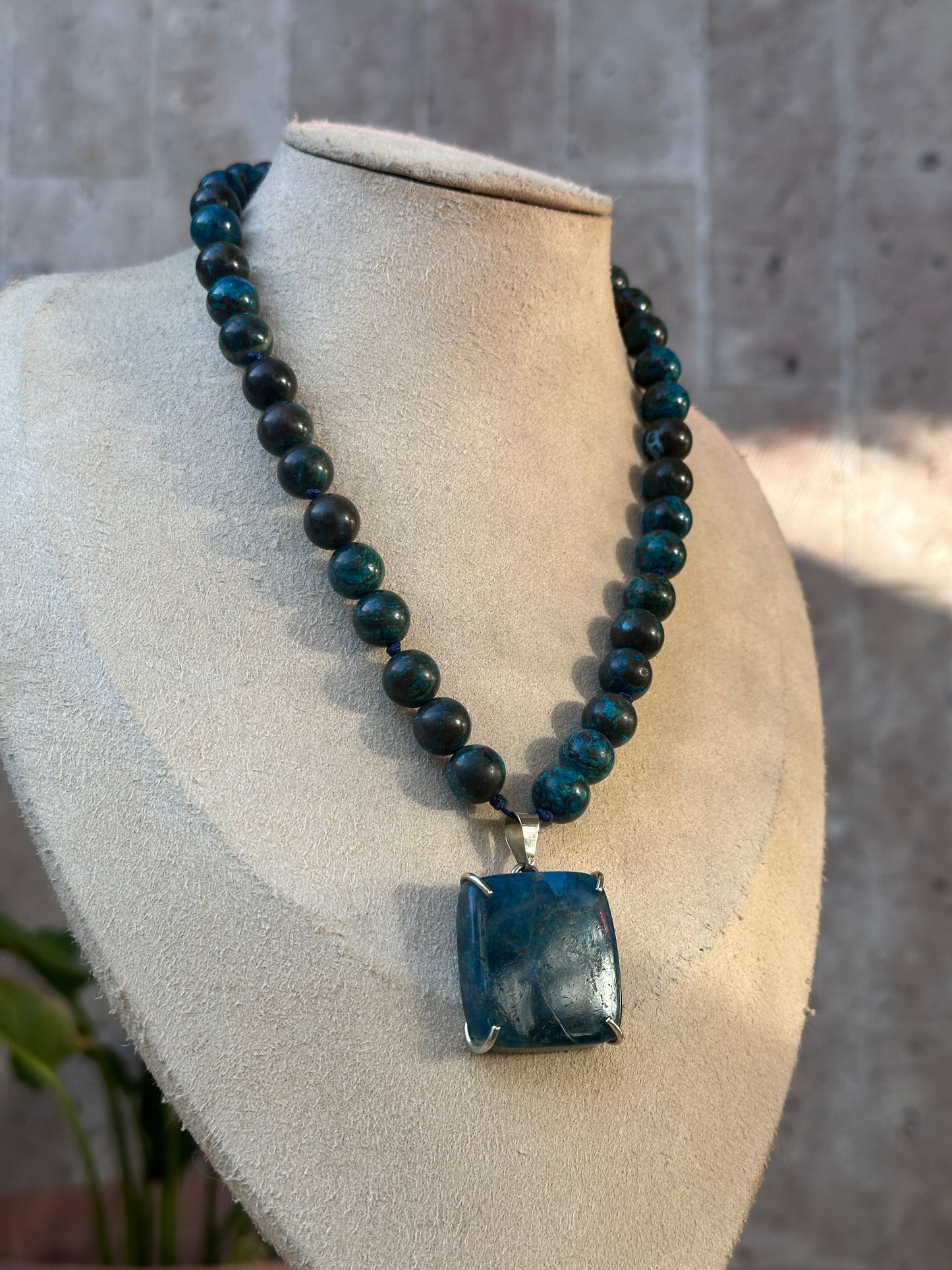 Collar Ajustable de Apatito Azul 8m