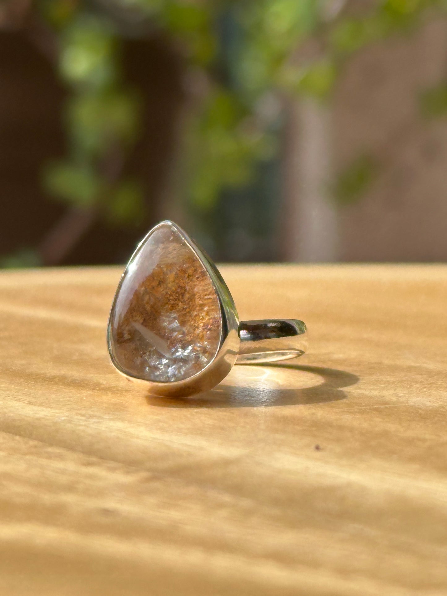 Anillo Ajustable de Cuarzo Jardín blanco