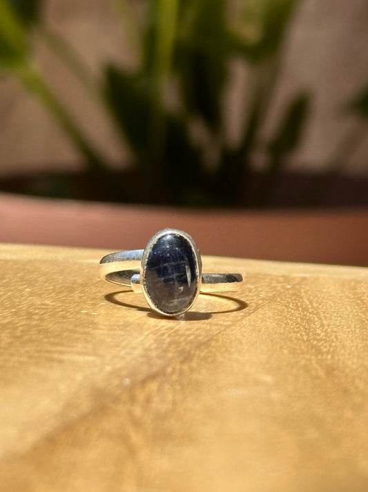 Anillo ajustable de Cianita Azul