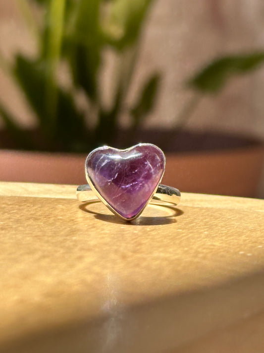Anillo ajustable de Amatista corazón