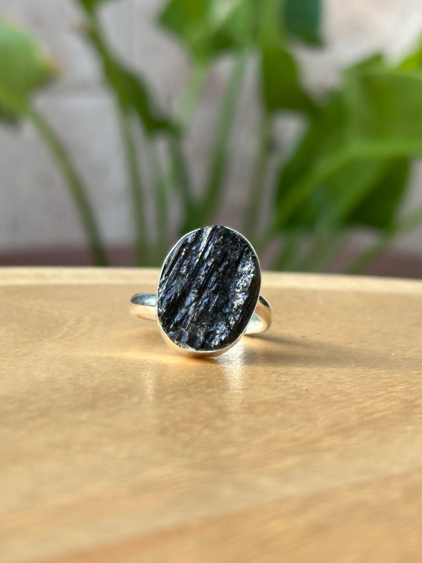 Anillo ajustable de Turmalina Negra