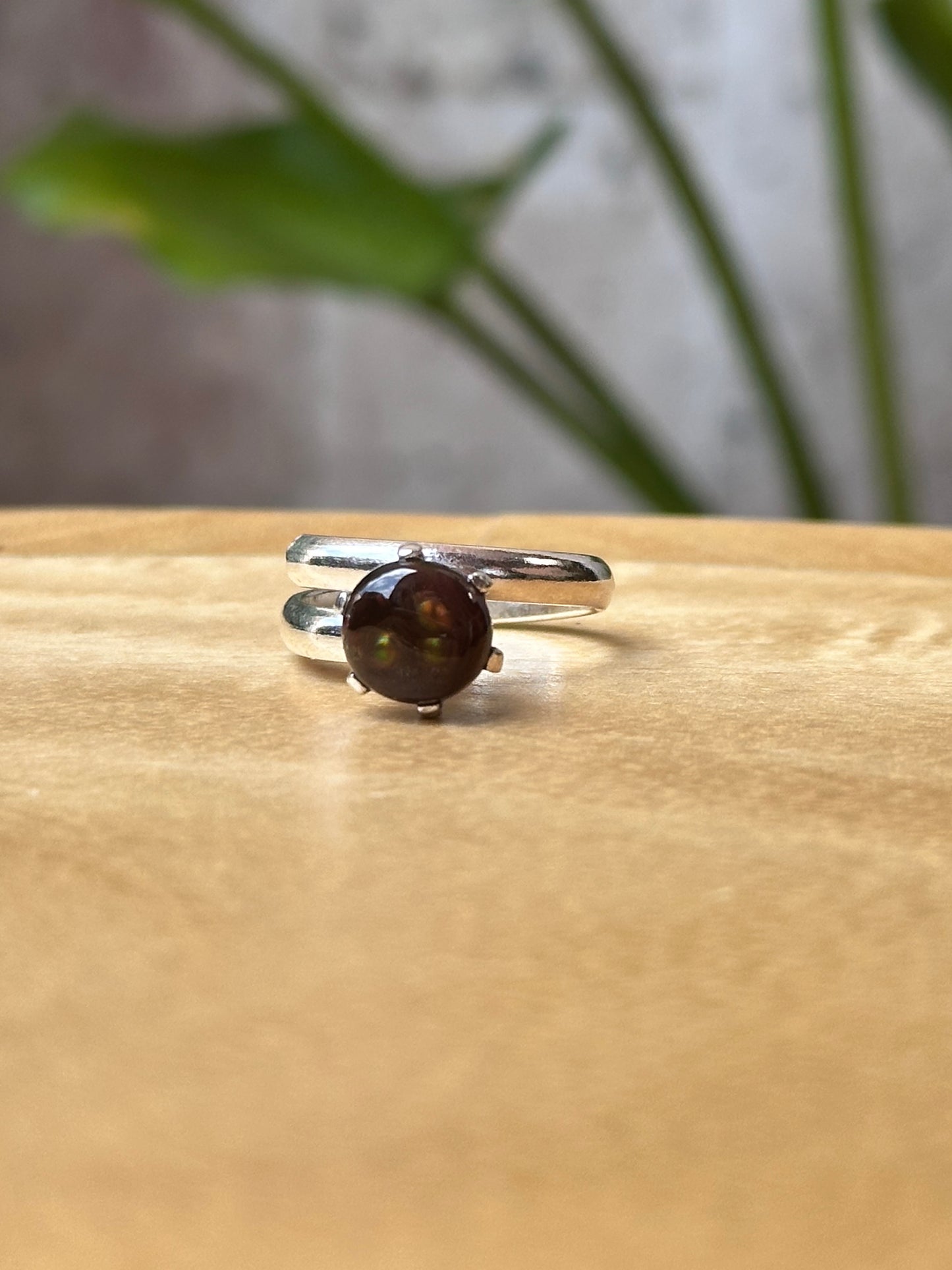 Anillo Ajustable de Ágata de Fuego