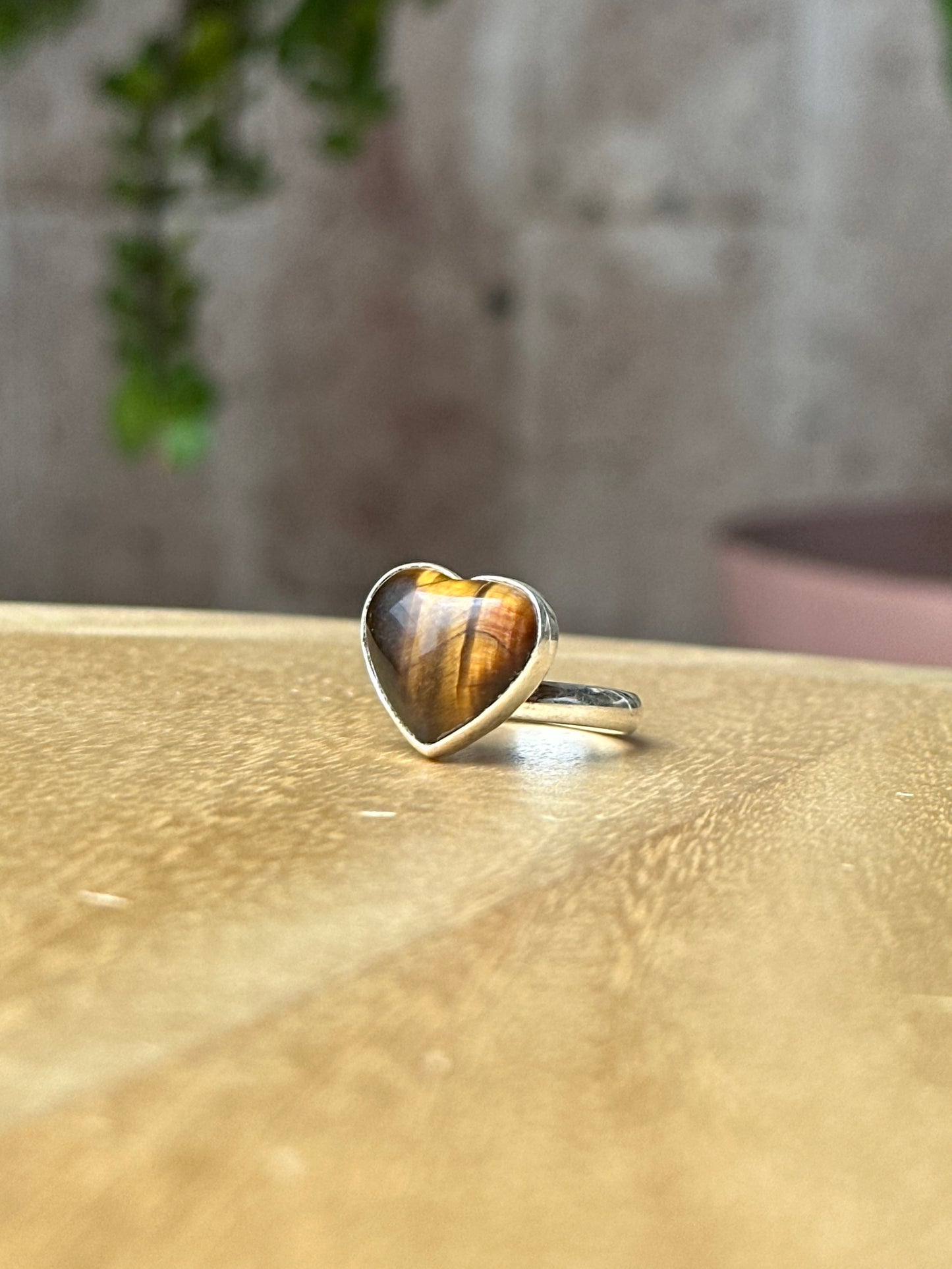 Anillo ajustable de Ojo de Tigre corazón