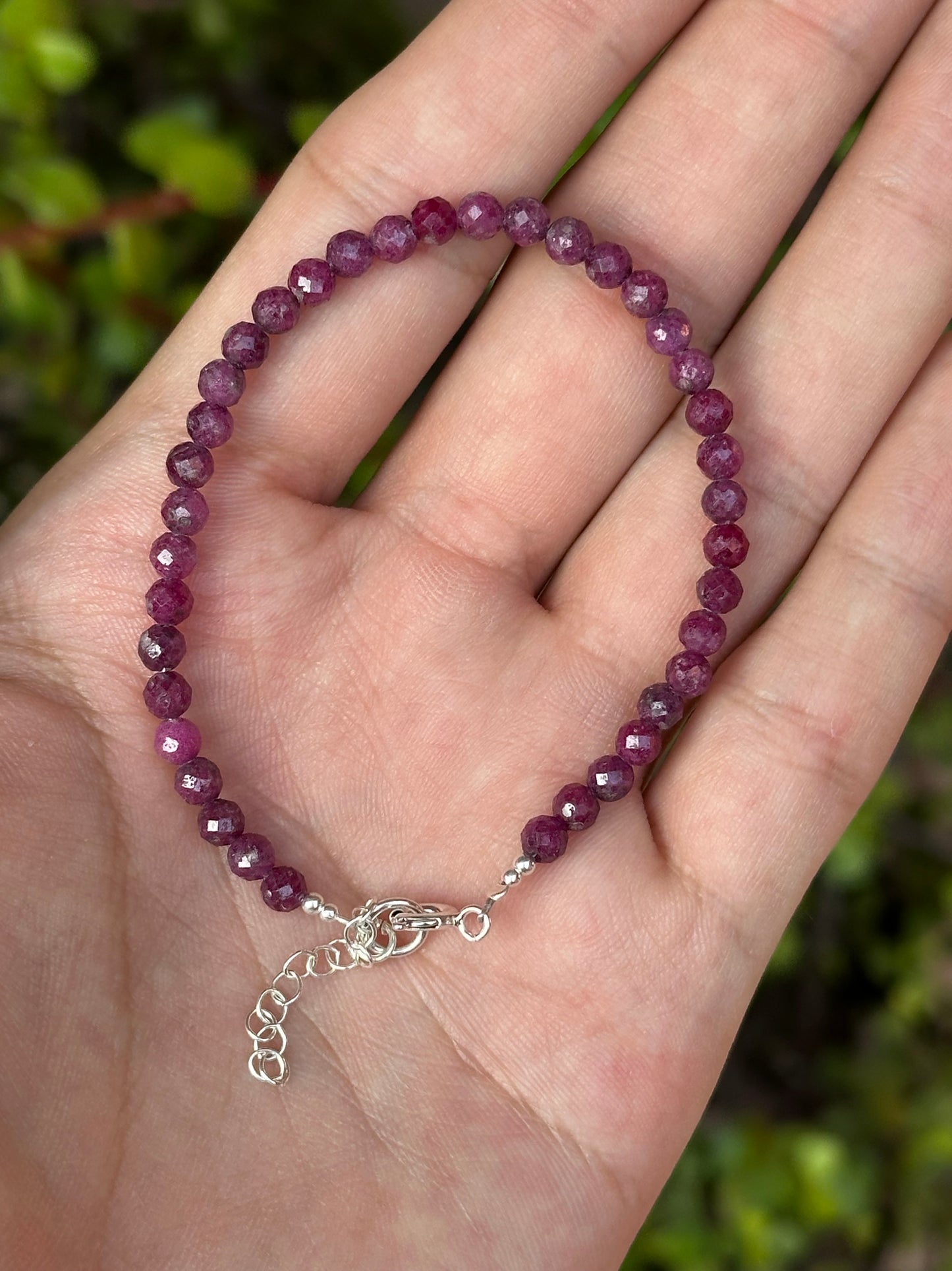 Pulsera Ajustable de Rubí 4mm con extensión