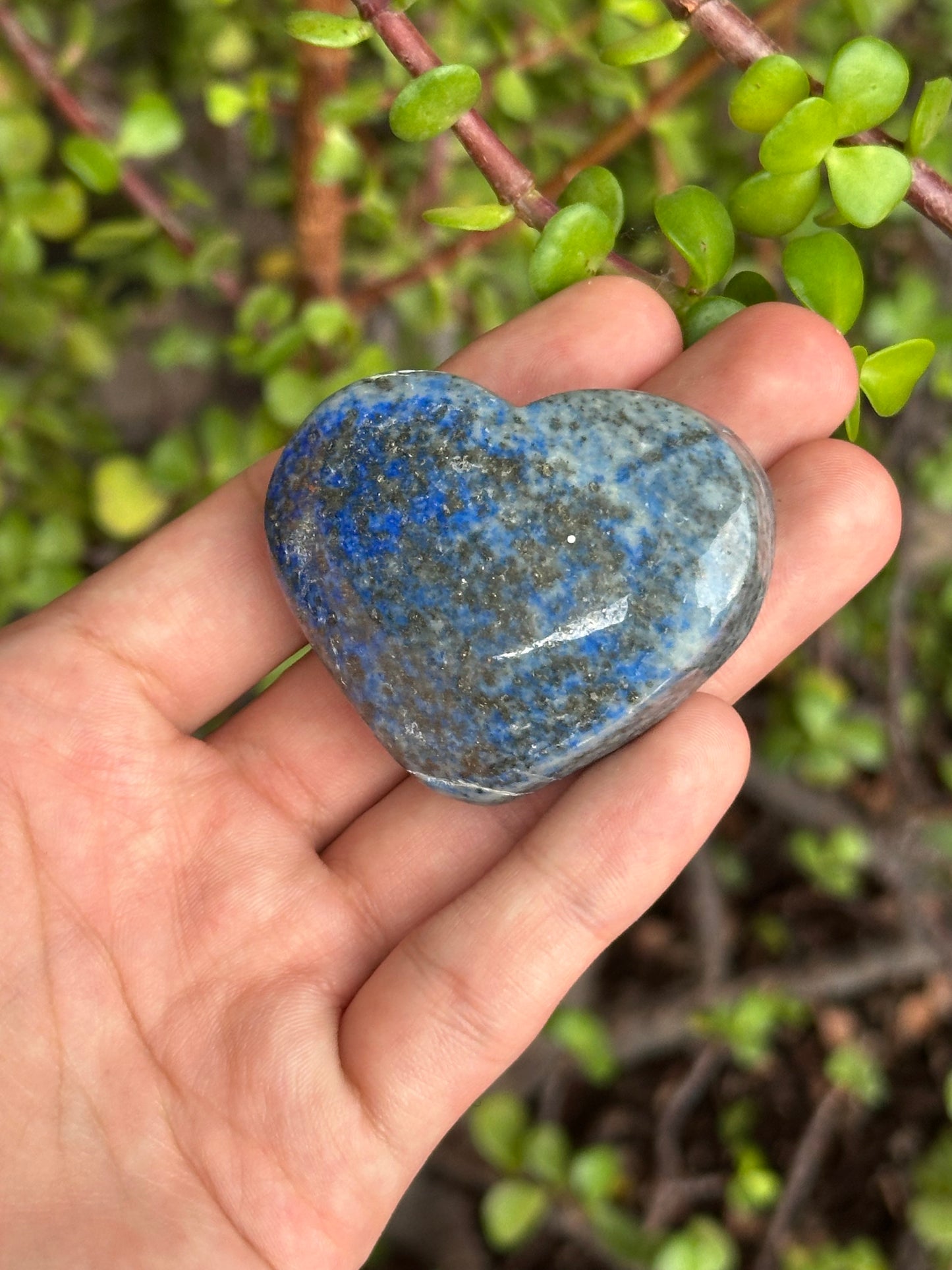 Lapislázuli Tallado en Forma de Corazón
