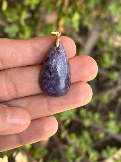 Dije de Lepidolita con Cadena Acero Inoxidable Dorada