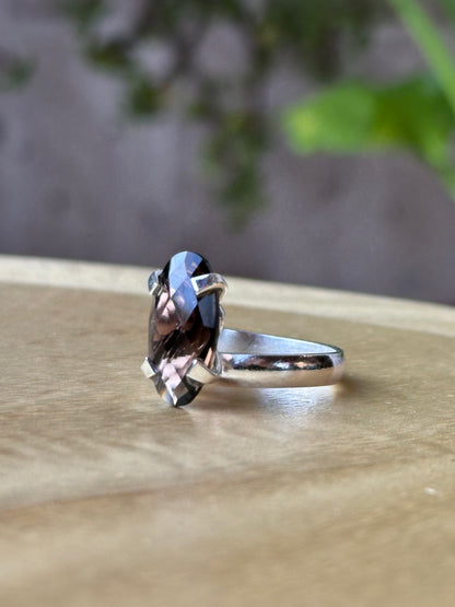 Anillo ajustable de cuarzo morión facetado