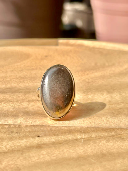 Anillo ajustable de pirita ovalado