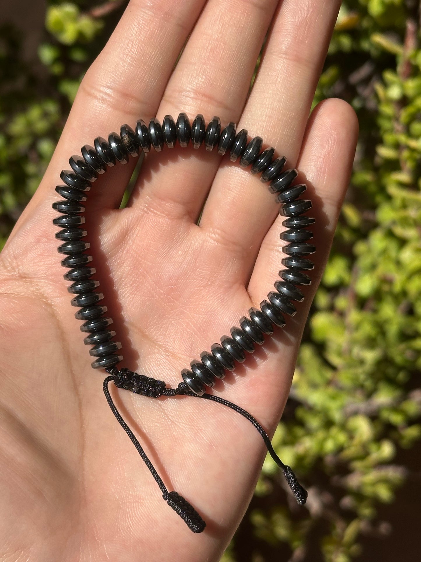 Pulsera Ajustable de Hematita Discos