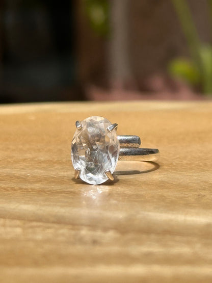 Anillo Ajustable de Cuarzo Blanco | Maestro Sanador
