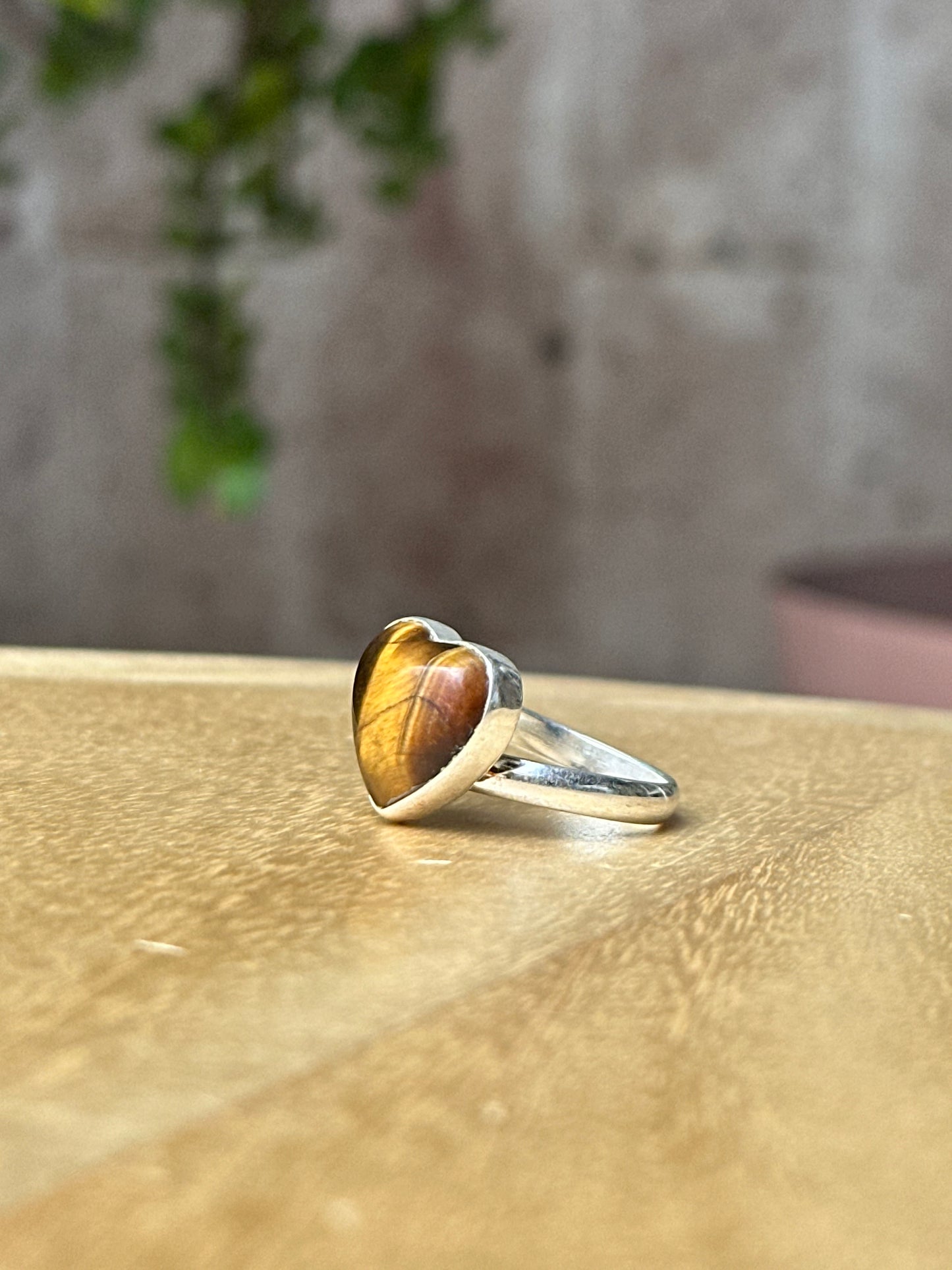 Anillo ajustable de Ojo de Tigre corazón