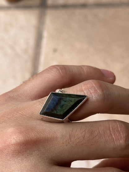Anillo ajustable de obsidiana arcoíris rombo