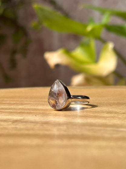 Anillo Ajustable de Cuarzo Jardín blanco