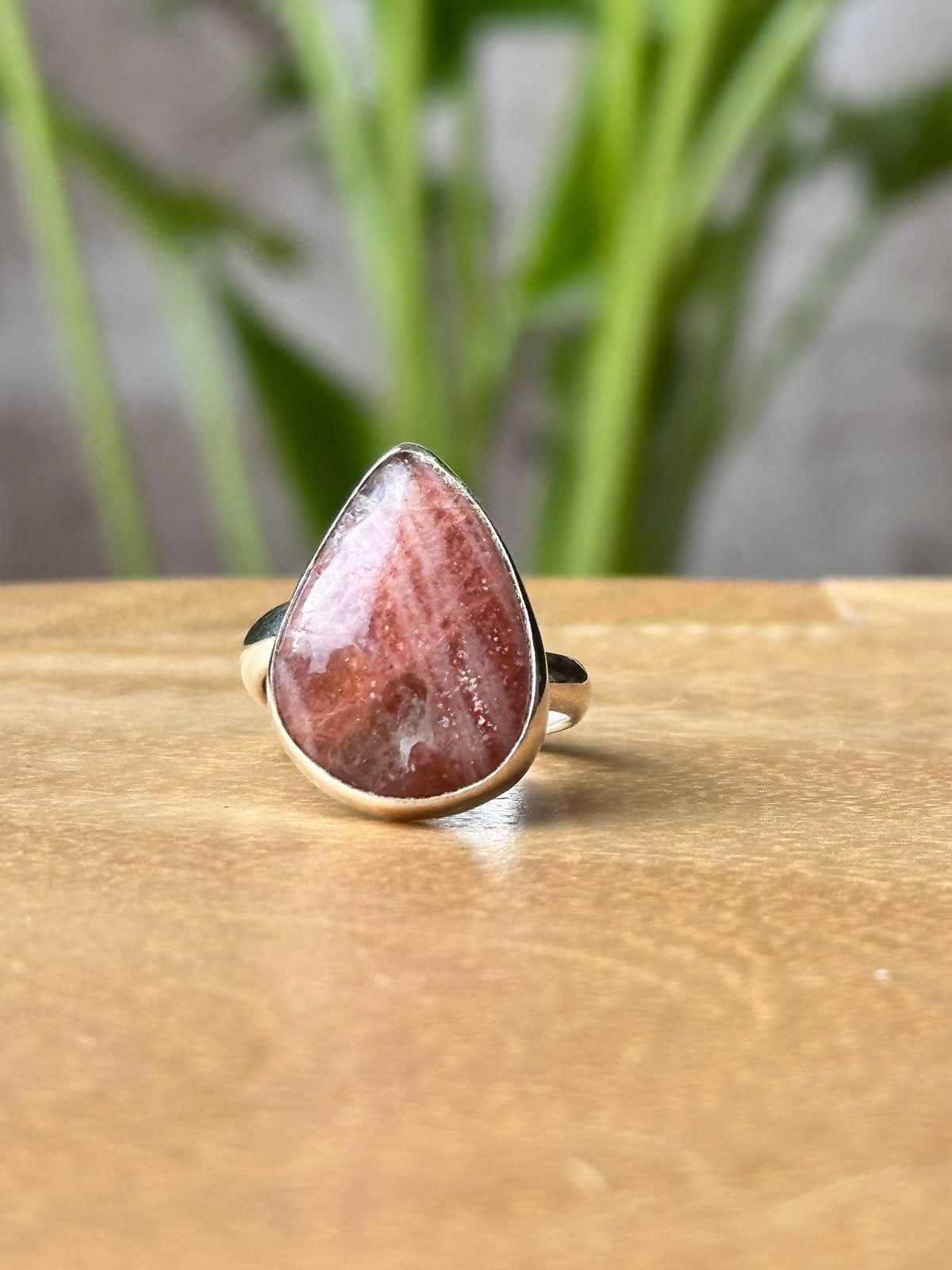 Anillo Ajustable de Piedra Sol
