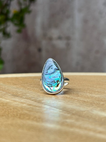 Anillo ajustable con concha de abulón