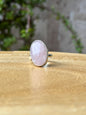 Anillo ajustable de Cuarzo rosa  ovalado