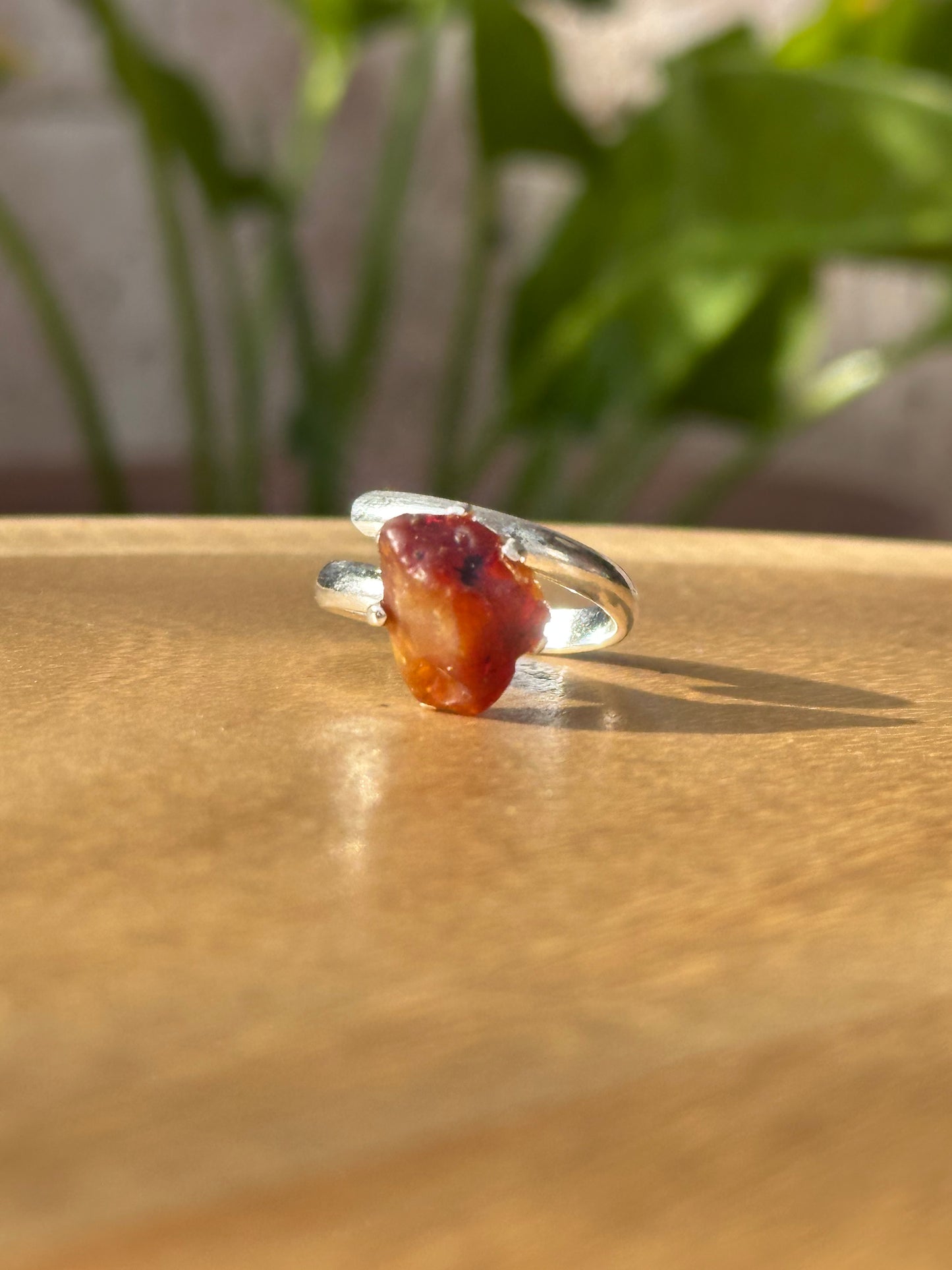 Anillo ajustable de ámbar