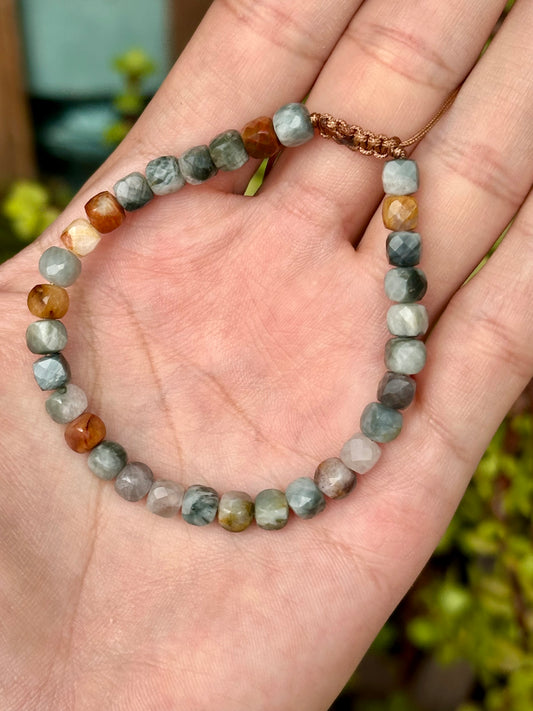 Pulsera ajustable de amazonita cubo facetada