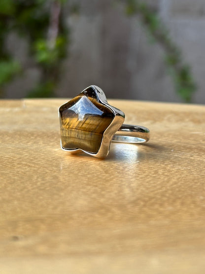 Anillo ajustable de Ojo de Tigre estrella