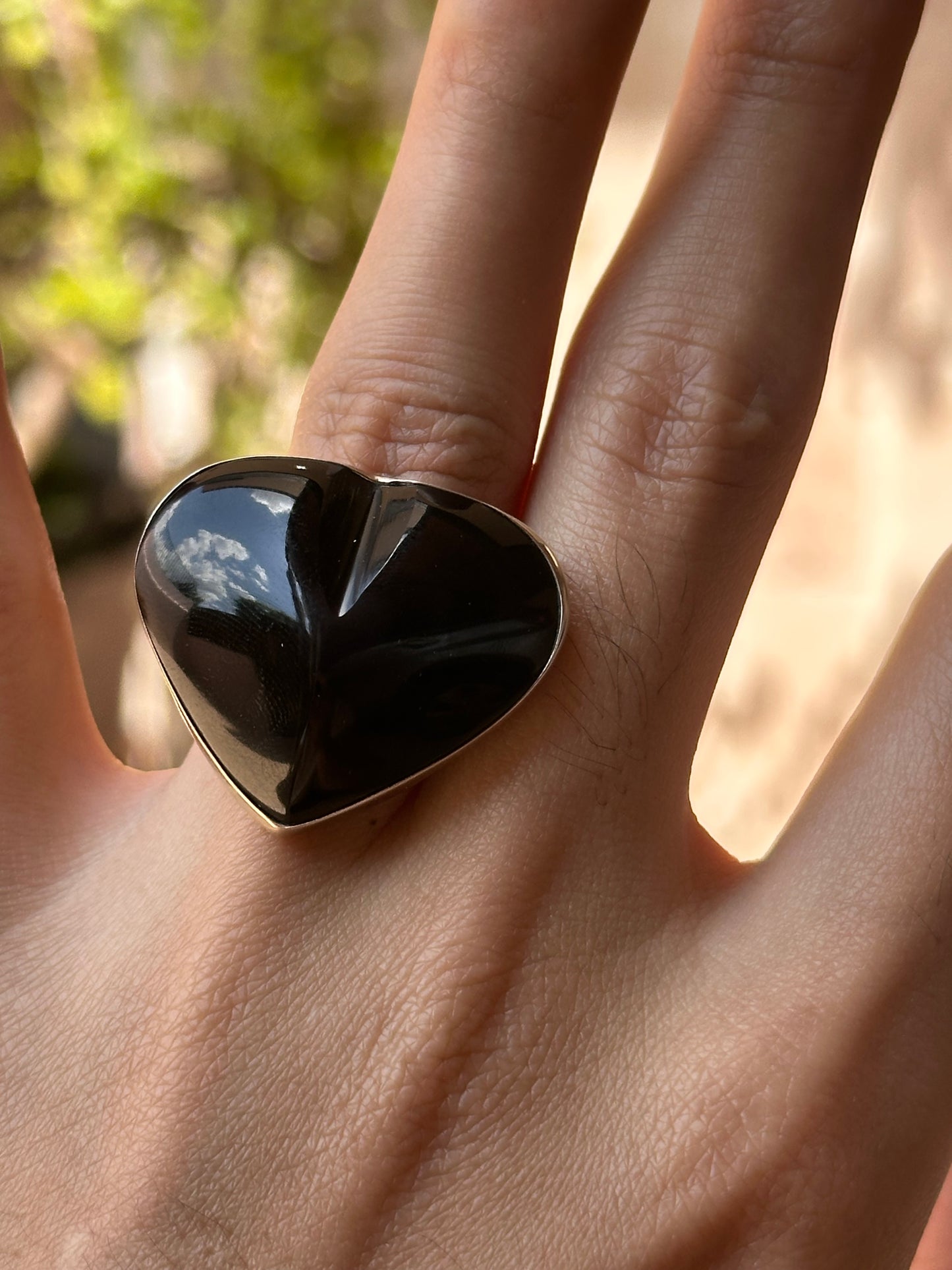 Anillo ajustable de obsidiana arcoíris corazón