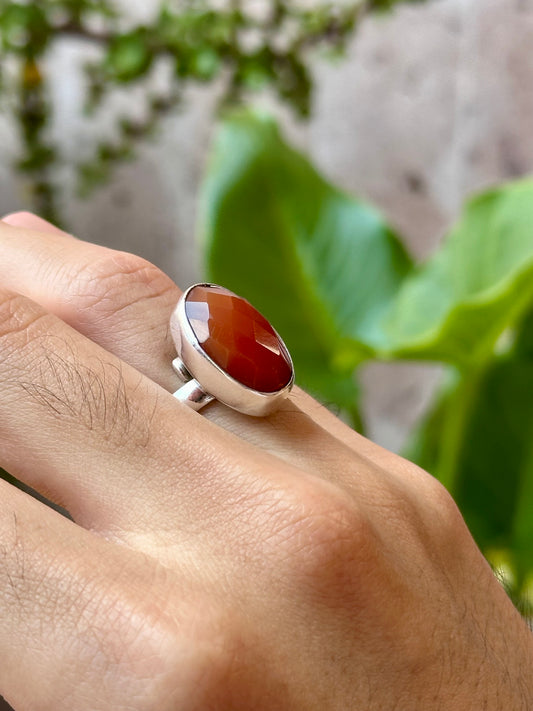 Anillo Ajustable de Cornalina Facetada