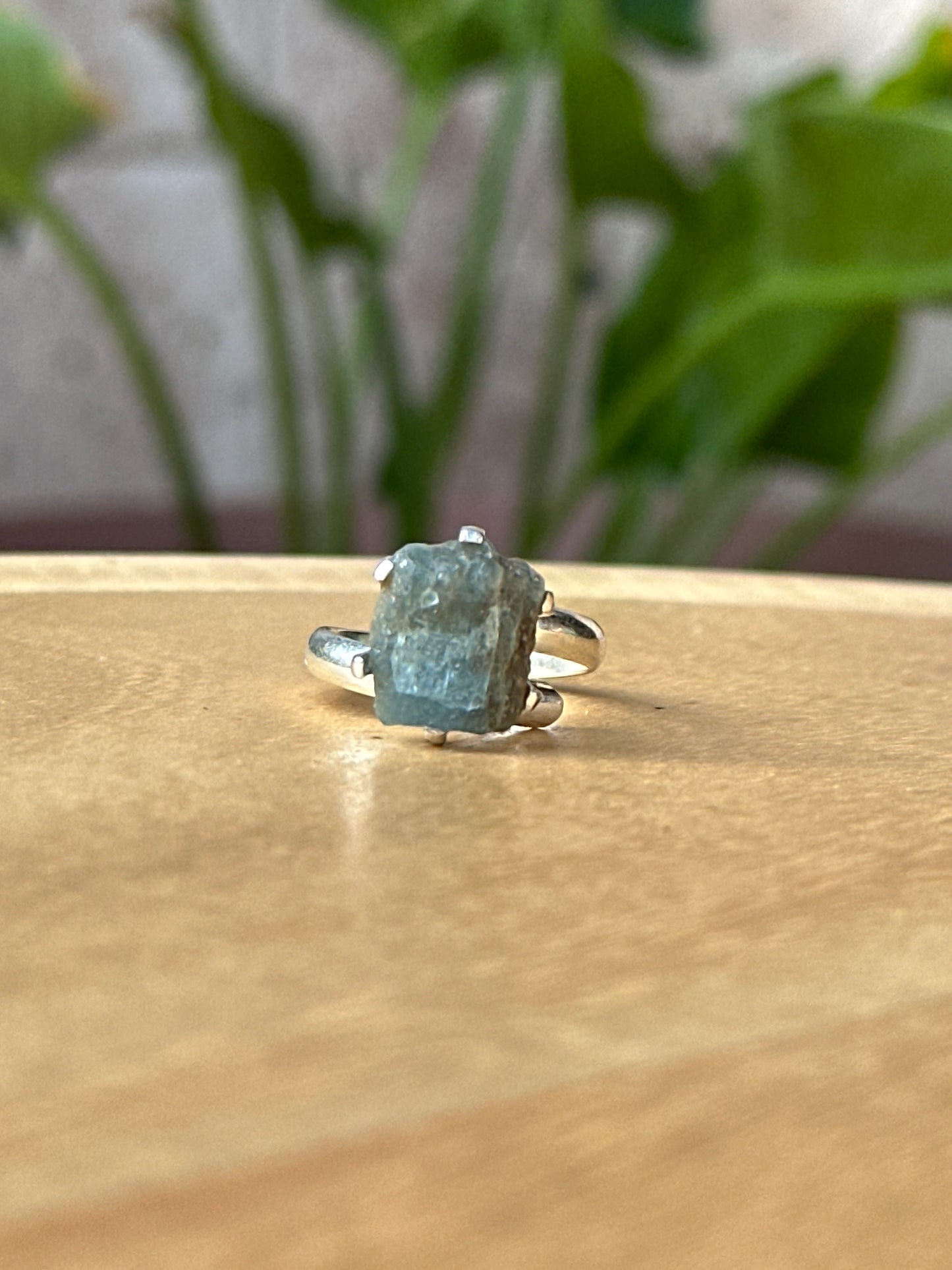 Anillo ajustable de Aguamarina en bruto